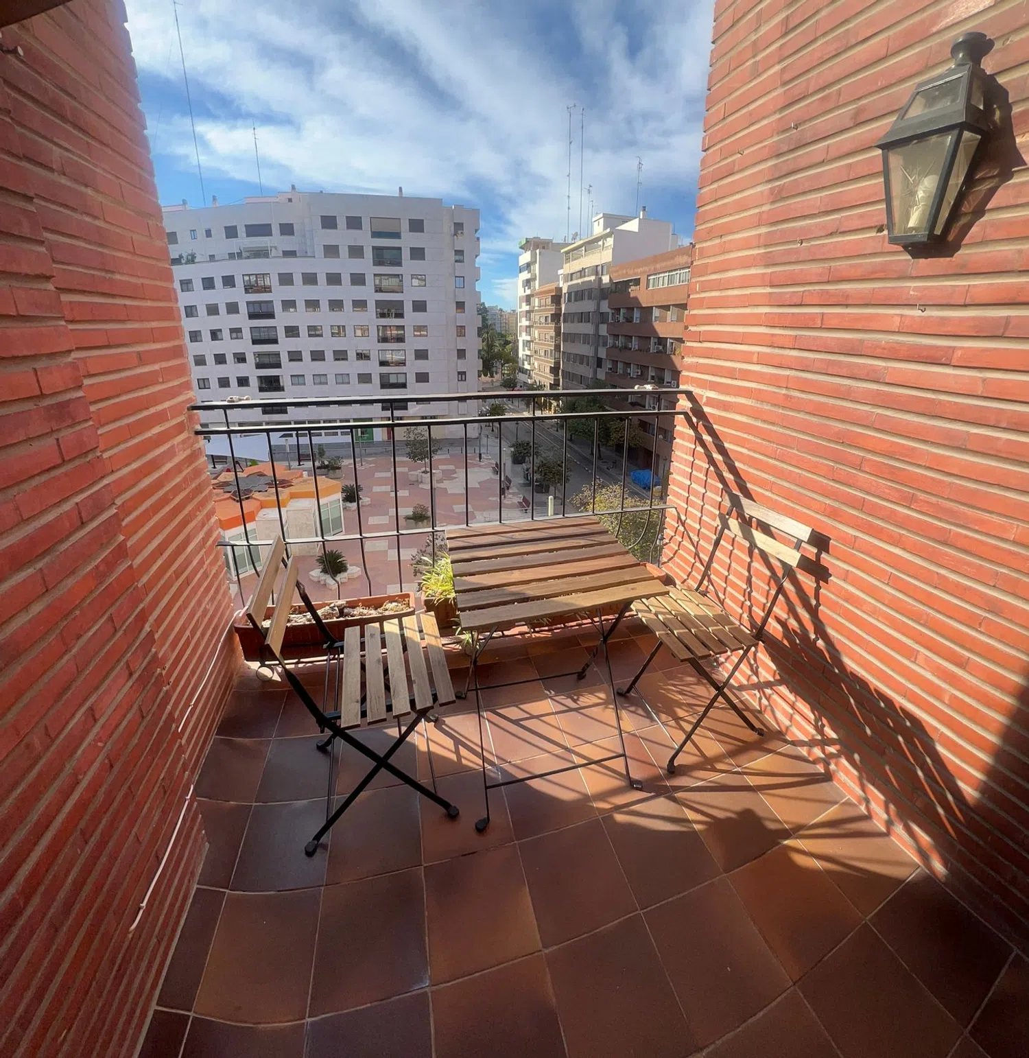 Piso en calle d'Armando Palacio Valdés, 10 - Foto 1