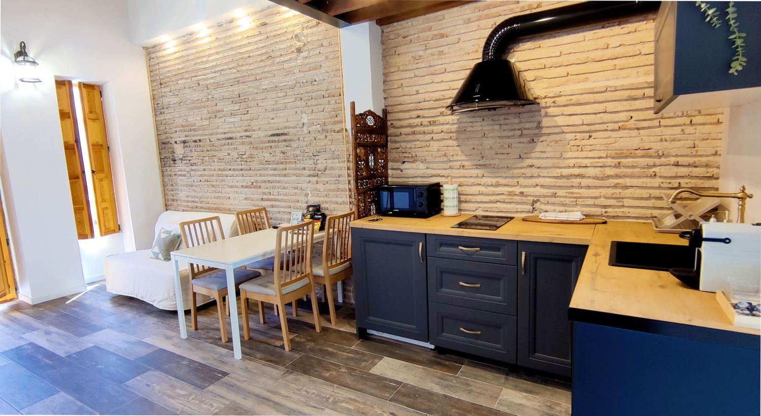 Estudio en calle del Pare Lluís Navarro, 229 - Foto 4