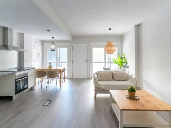 Piso en calle Alvaro Mutis, 2