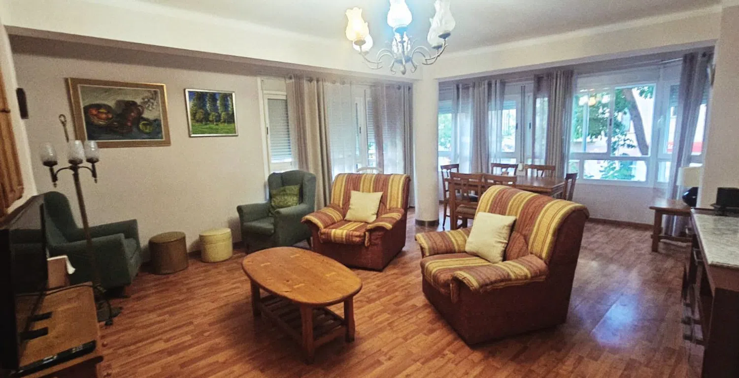 Piso en avenida de Sant Ferran, 55 - Foto 2