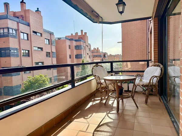 Piso en Calle del Marqués de la Valdavia - Foto 11