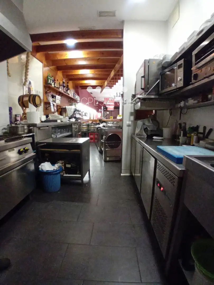 Local comercial en Badalona - Foto 8