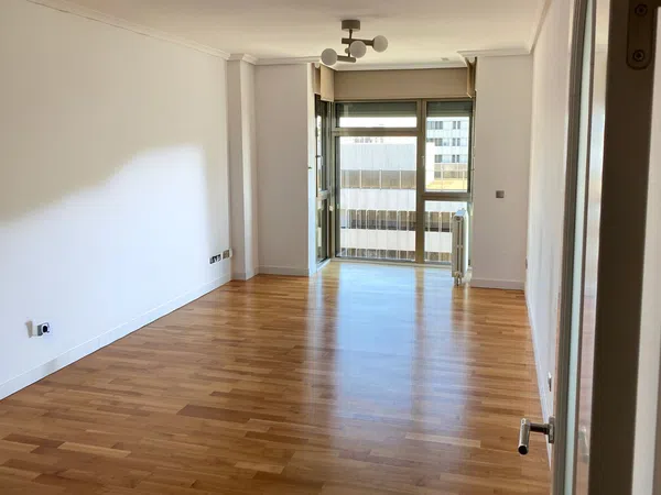 Piso en avenida de Nazaret, 13