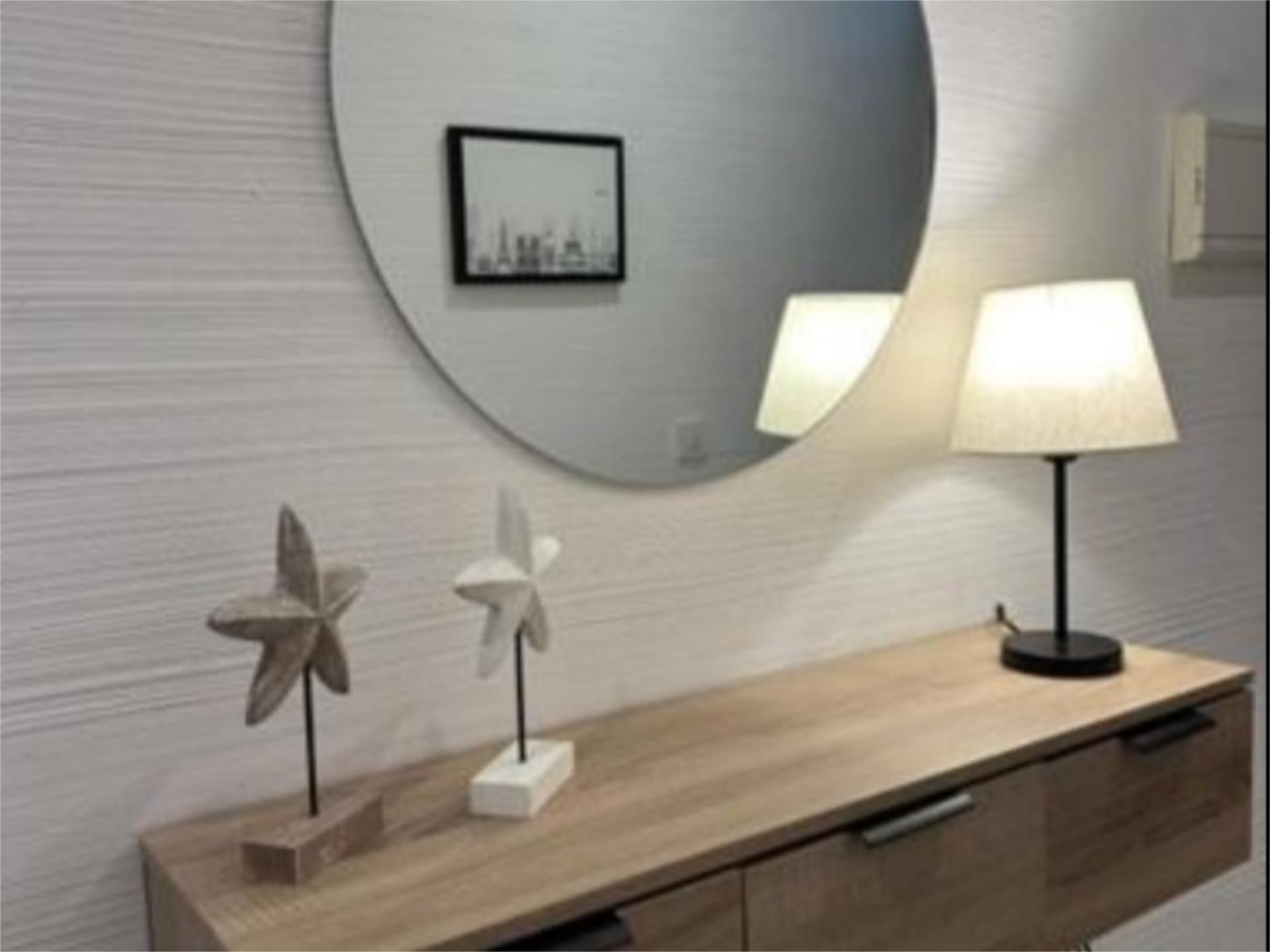 Piso en  Carrer Cronista Viravens 4 - Foto 2