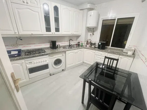 Piso en avenida Carlota Alessandri, 9 - Foto 3