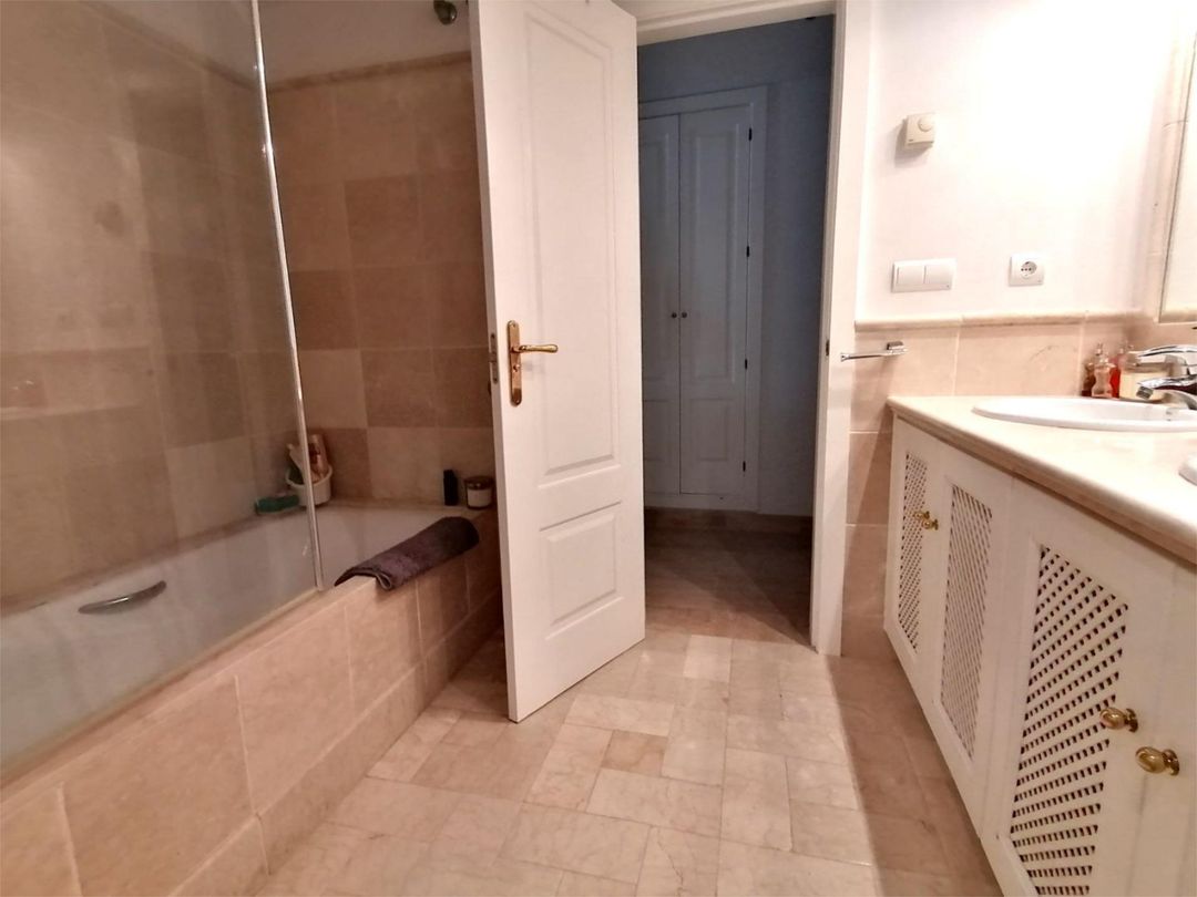 Piso en  Calle Incosol 40 - Foto 10