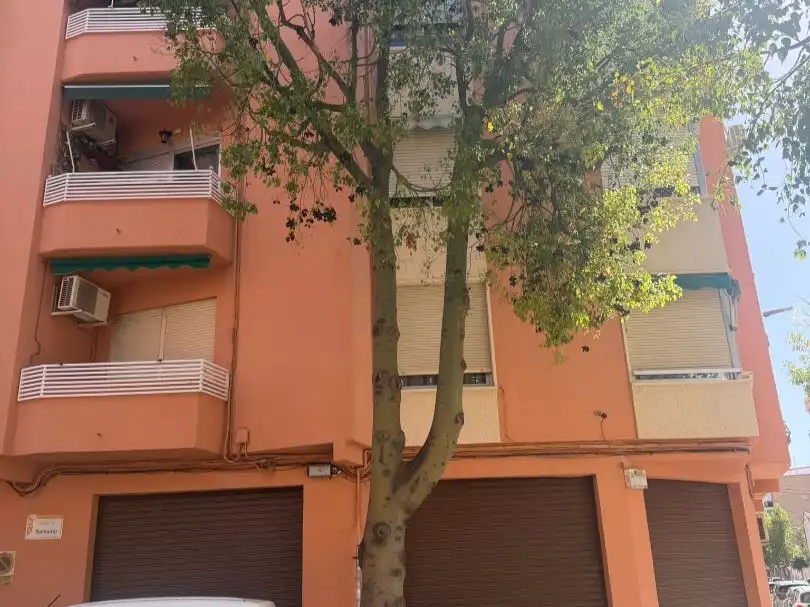 Piso en  Carrer del Salvador 60 - Foto 2