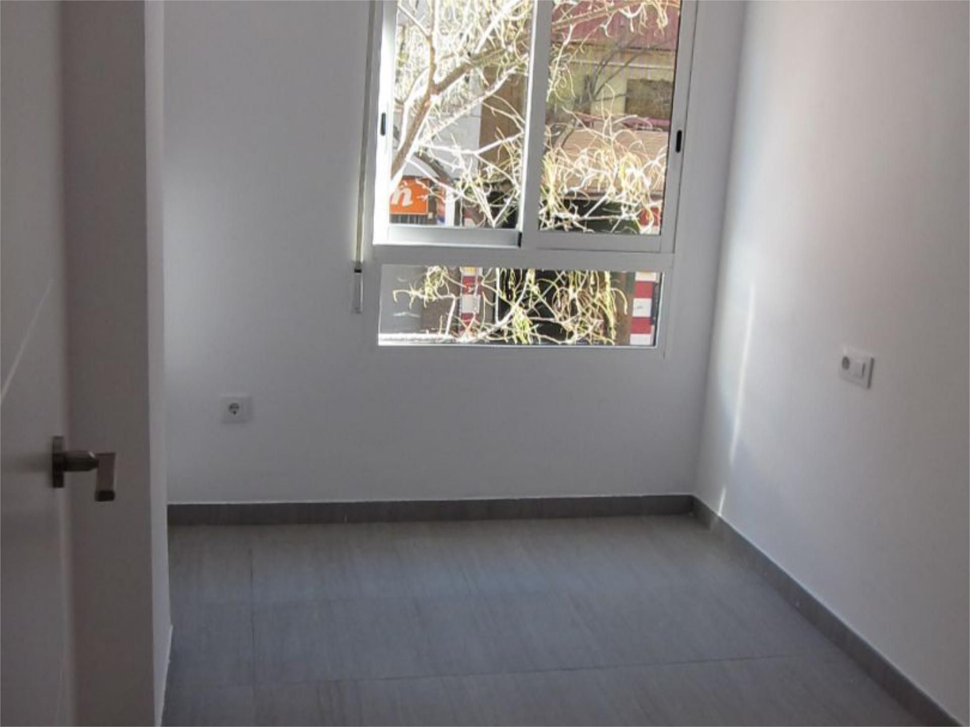 Piso en  Carrer del Ceramista Ros 16 - Foto 12