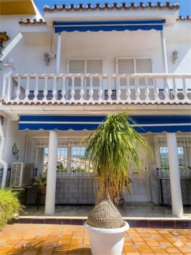 Chalet en Nueva Andalucía ( La campana) - Foto 3