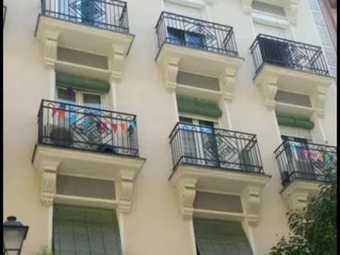 Piso en calle del Amparo, 101