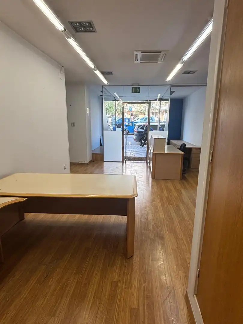 Local comercial en  Carrer Lluís el Pietós - Foto 17