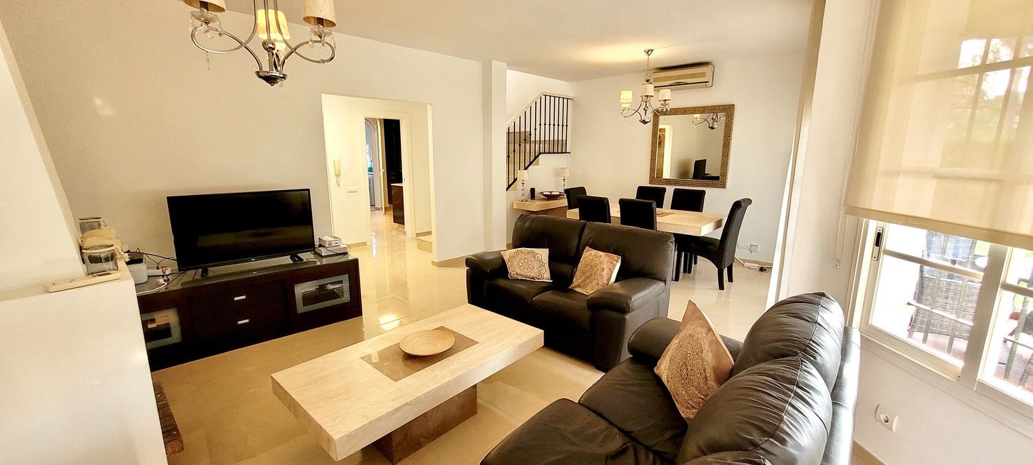 Chalet adosado en calle Sirio, 20 - Foto 2