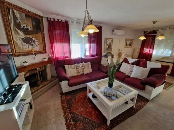 Casa o chalet independiente en Calle del Quejigo, 18, Buenavista-Valparaíso-La Legua, Buenavista-Valparaíso-La Legua - Foto 4