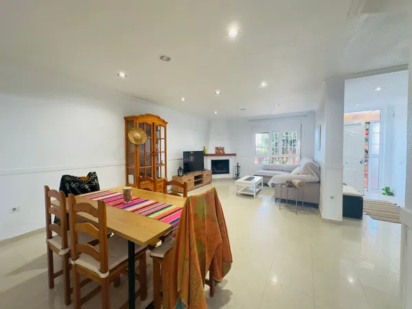 Chalet adosado en La Cañada - Costacabana - Loma Cabrera - Foto 8