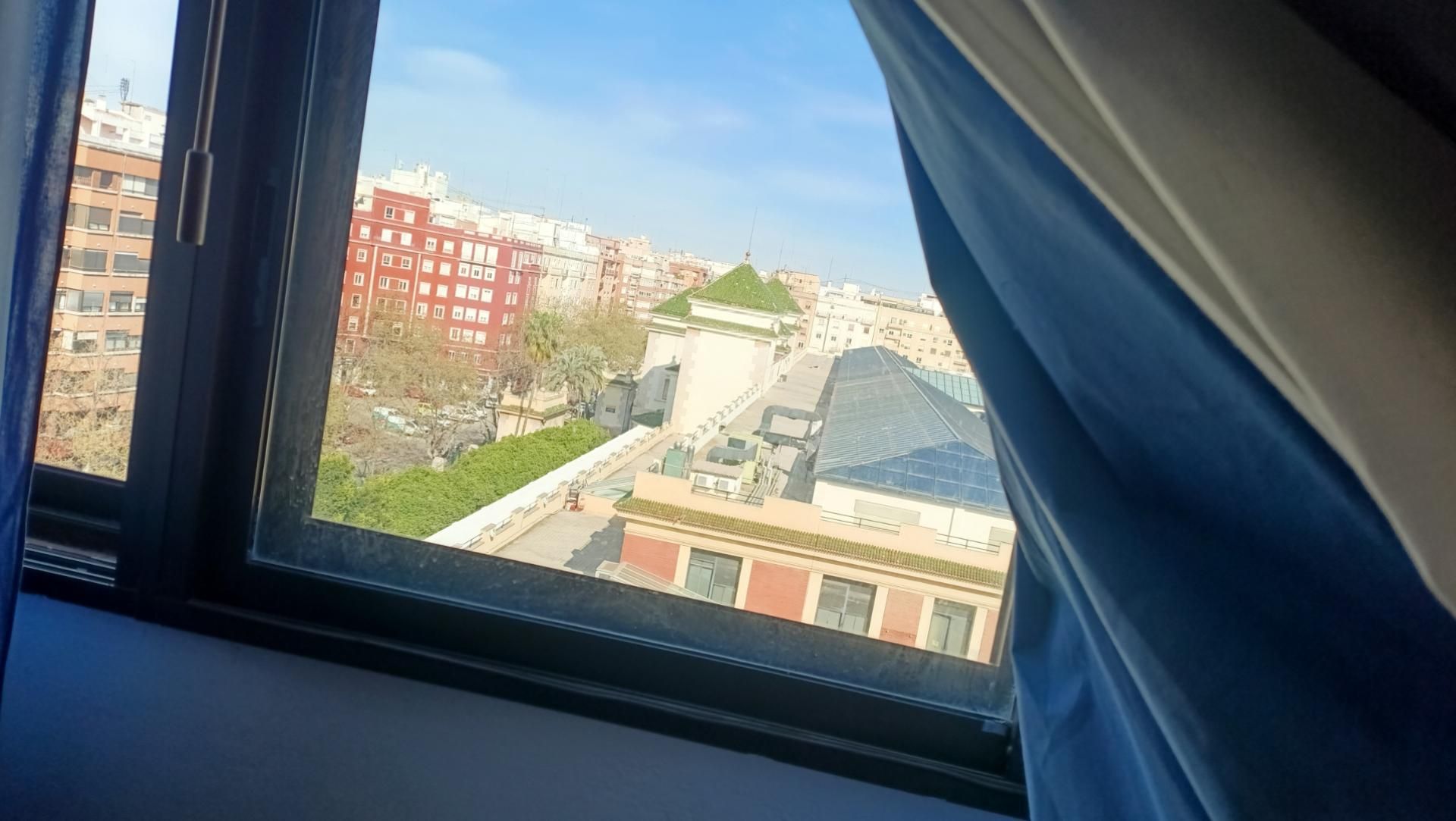 Piso en  Carrer D'Alberic 19 - Foto 3