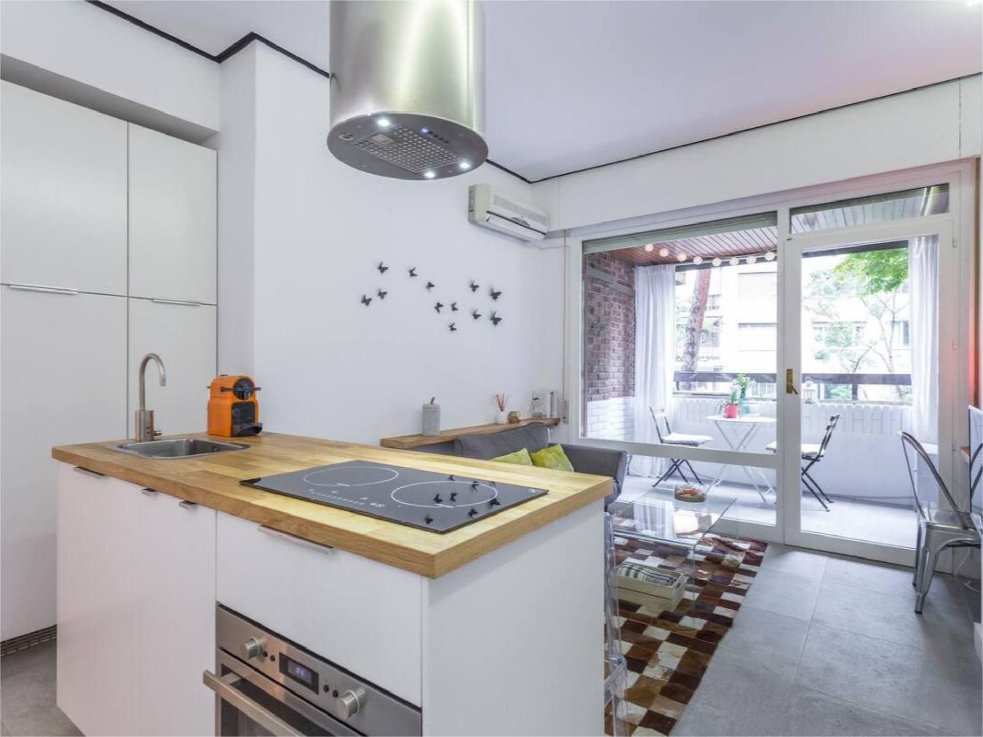 Piso en  Calle de Álvarez de Baena 4 - Foto 4