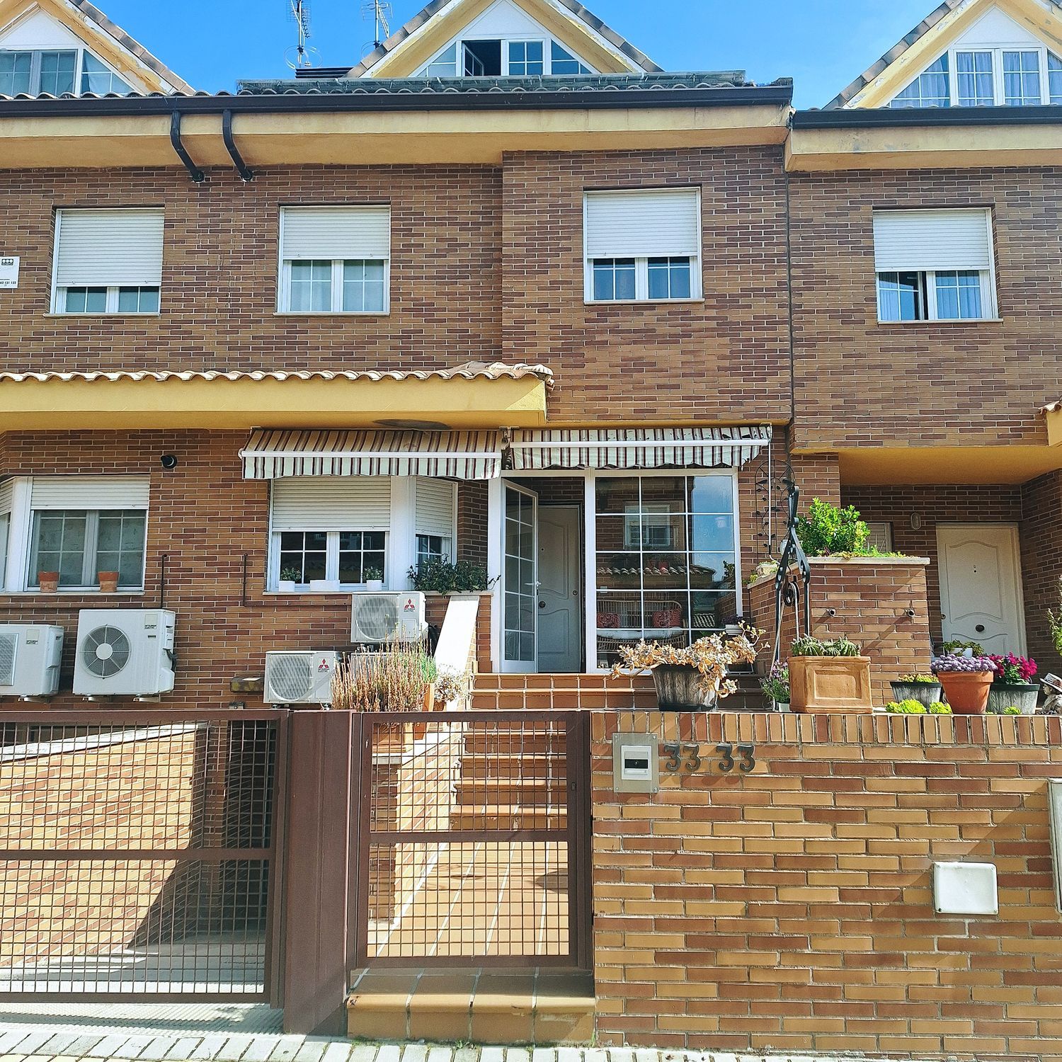 Chalet adosado en Calle de Homero, 33 - Foto 3