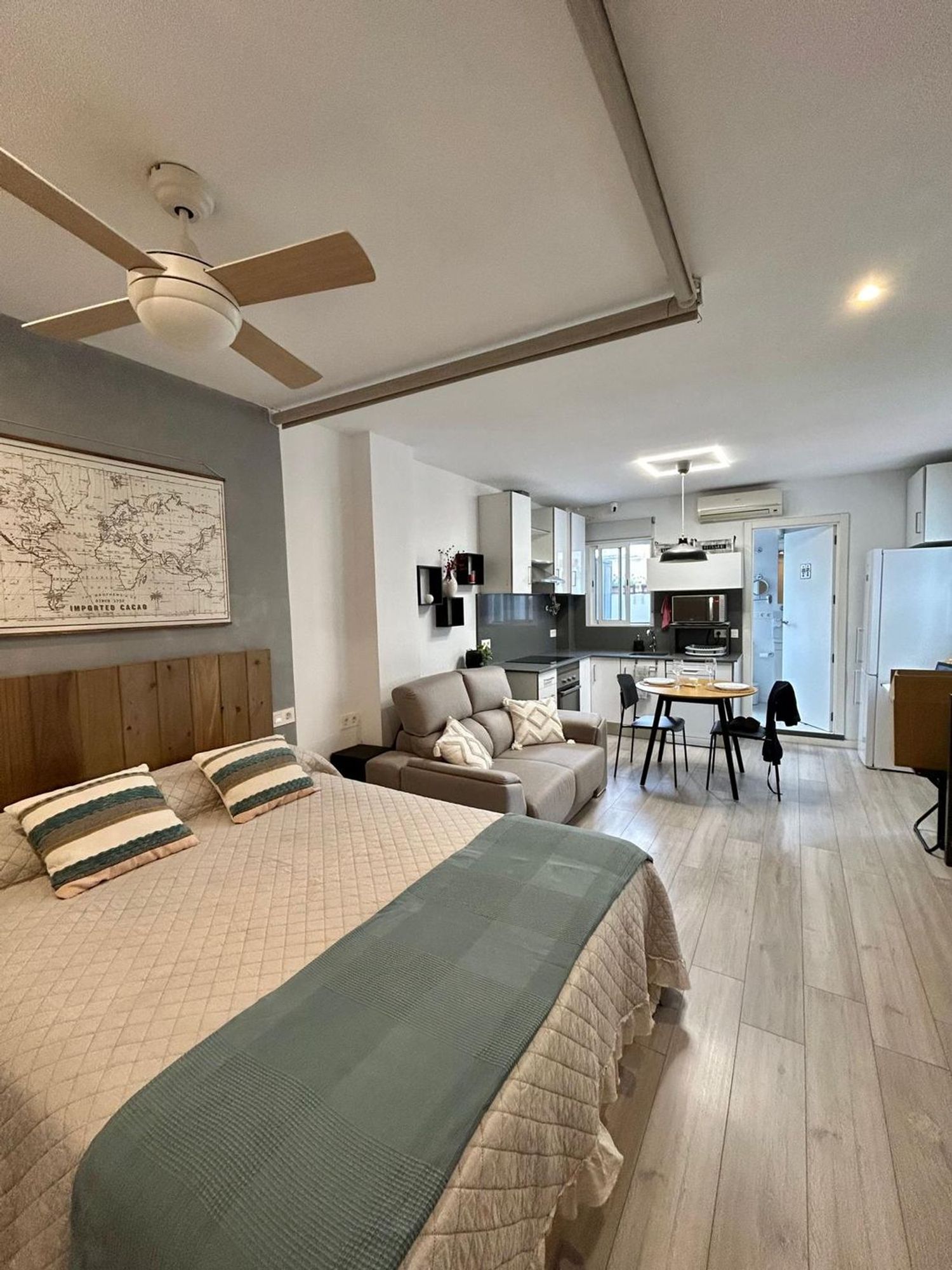 Estudio en calle del Doctor Gil i Morte, 16 - Foto 1