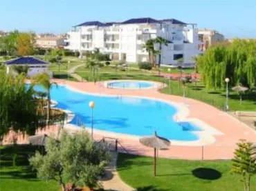 Apartamento en  Avenida Reina Sofía 15 - Foto 1