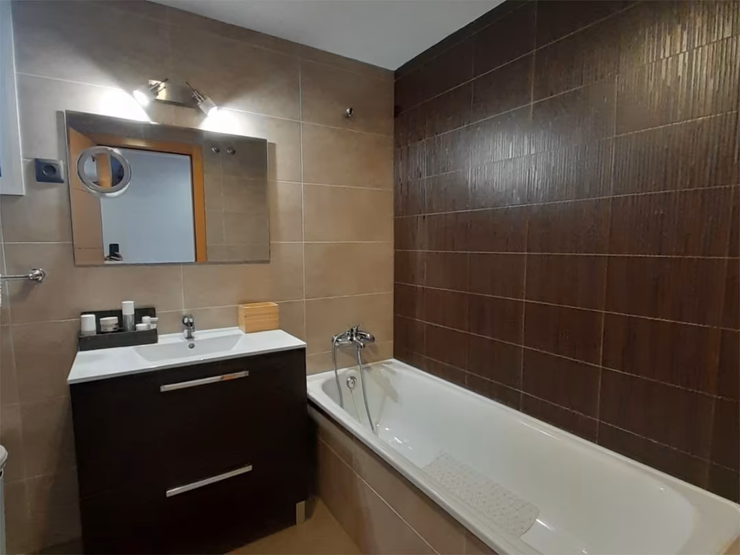 Piso en  Avenida Rocio Jurado 7 - Foto 21