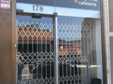 Local comercial en Sabadell - Foto 8