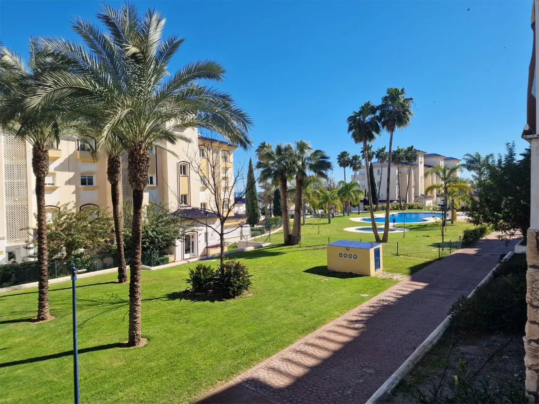 Piso en  Calle Mercedes Formica 4 - Foto 46