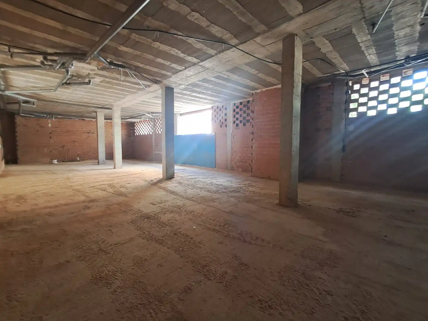 Local comercial en  Carrer Montcada - Foto 6
