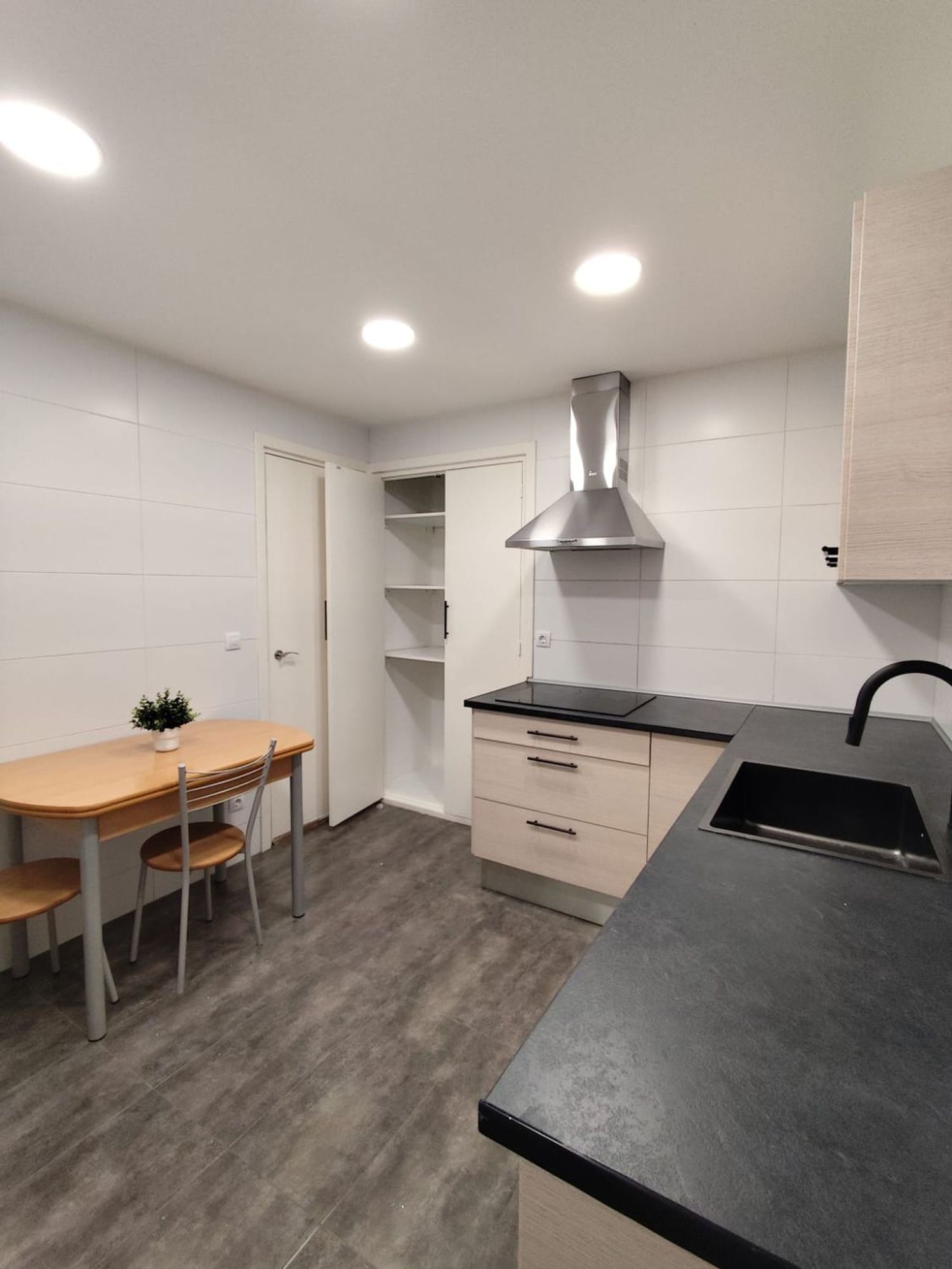 Piso en calle Neptú, 5 - Foto 6