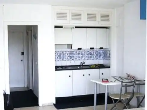 Estudio en  Carrer de Miquel Rosselló i Alemany 51 - Foto 4