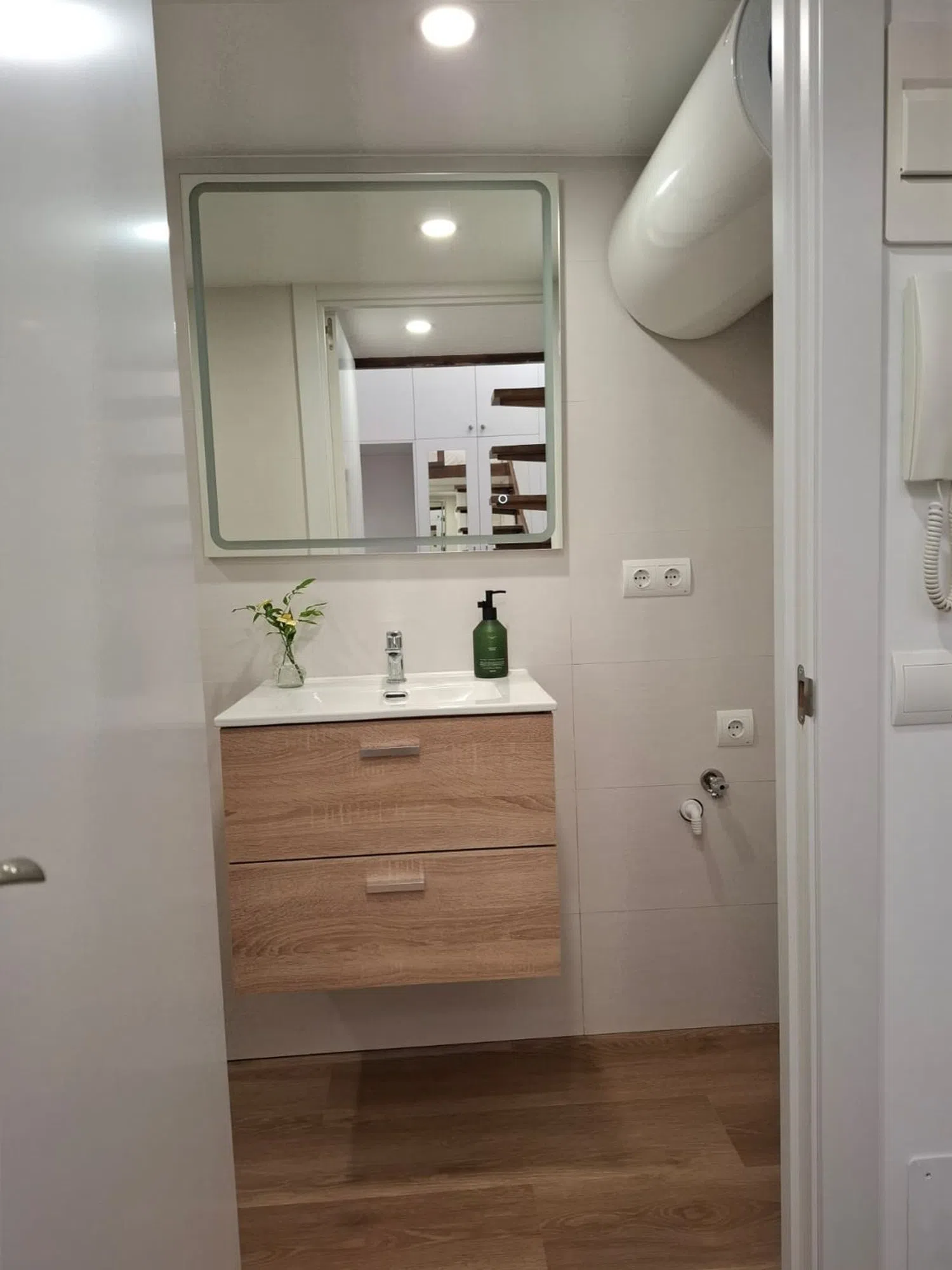Estudio en calle de Benito Gutiérrez, 3 - Foto 12