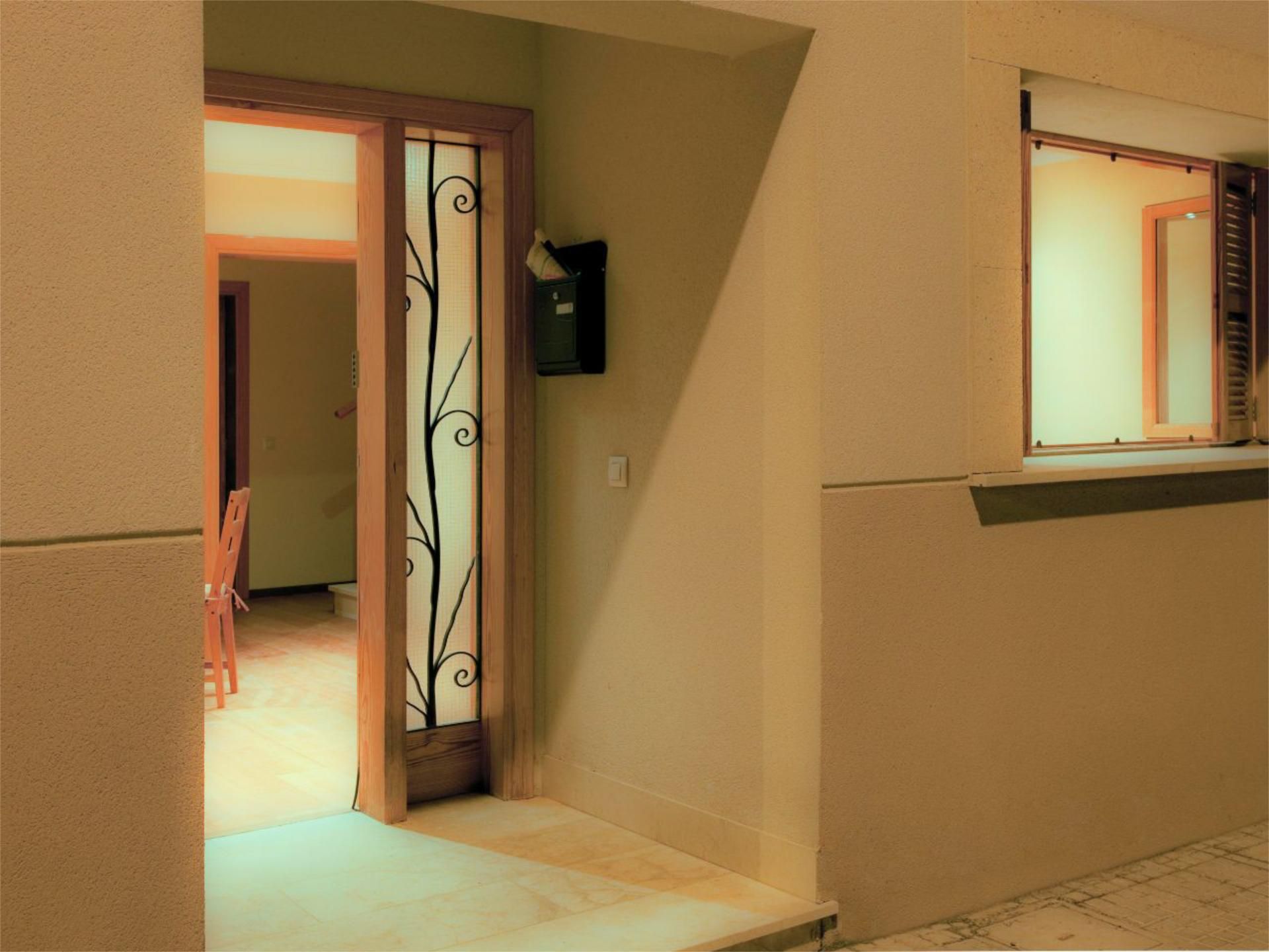 Casa adosada en  Carrer de la Cadernera 2 - Foto 10