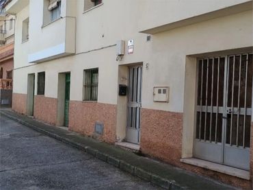 Casa adosada en  Calle la Tórtola 5 - Foto 1