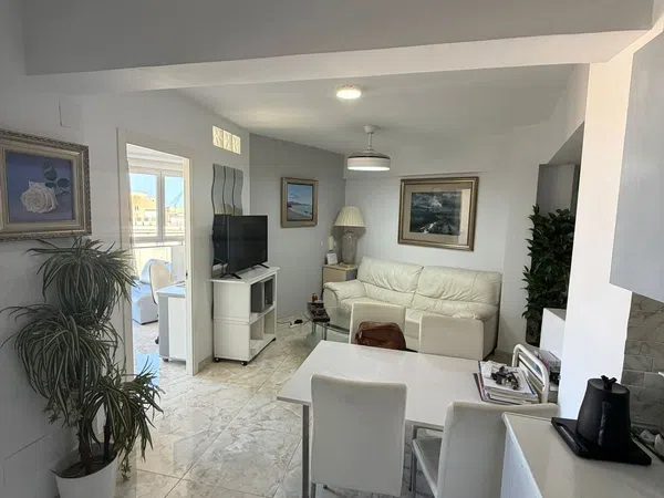Piso en Alameda de Colón, 24, Ensanche Centro - Soho - Foto 3