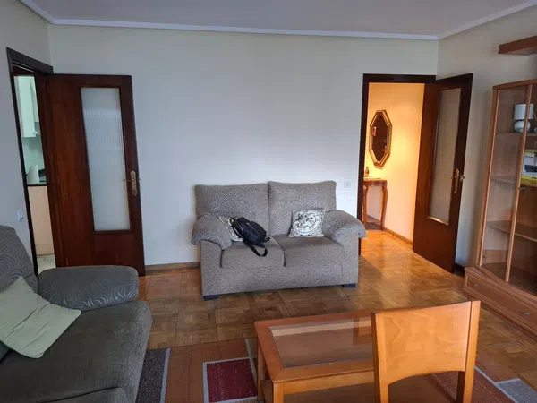 Piso en calle Santa Eulalia de Merida, 6 - Foto 2