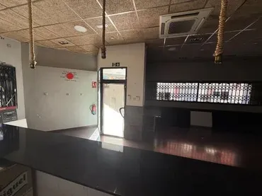 Local comercial en  Calle de la Cruz del Sur 31 - Foto 6
