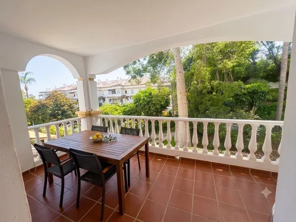 Piso en Bulevar Ashmawi, 1, La Carolina-Guadalpín - Foto 2