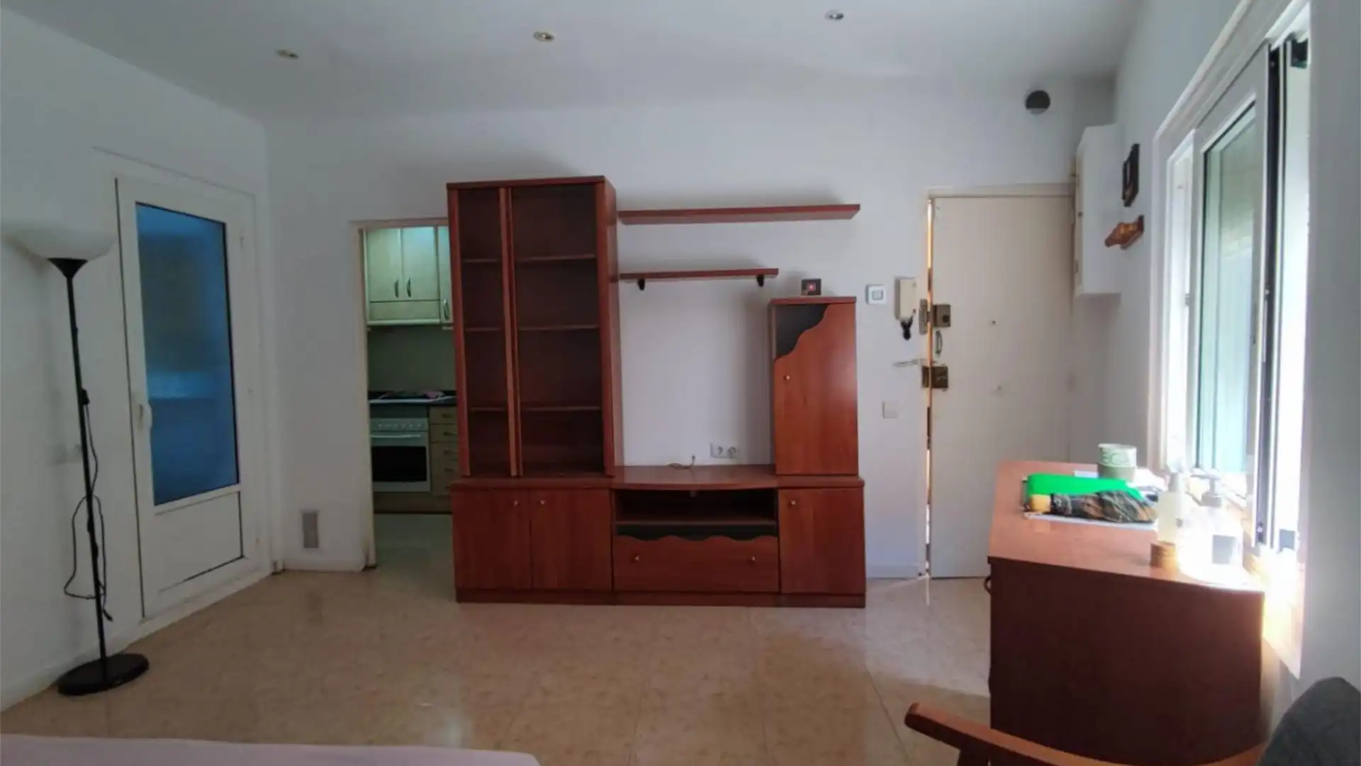 Piso en  Carrer de la Mare de Déu dels Angels 55 - Foto 4