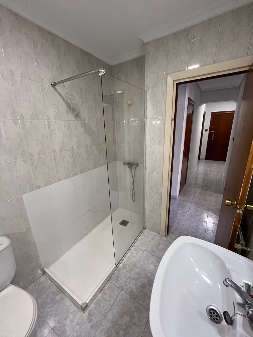 Piso en  Avenida de Italia 53 - Foto 8