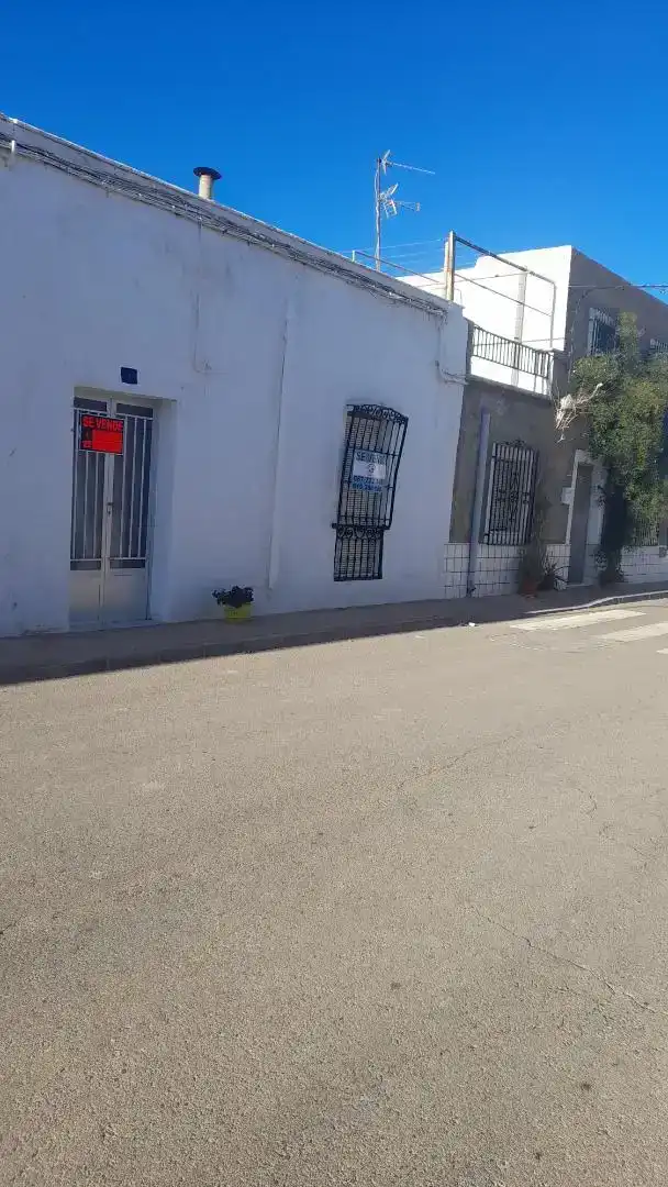 Planta baja en  Calle José García Galera 4 - Foto 4