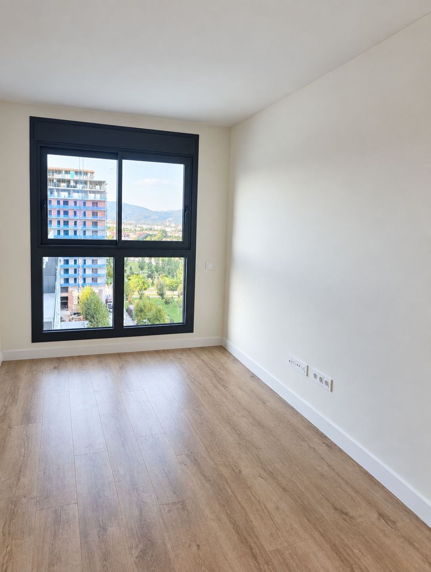 Piso en Avenida Salvador Esteve, 5 - Foto 2
