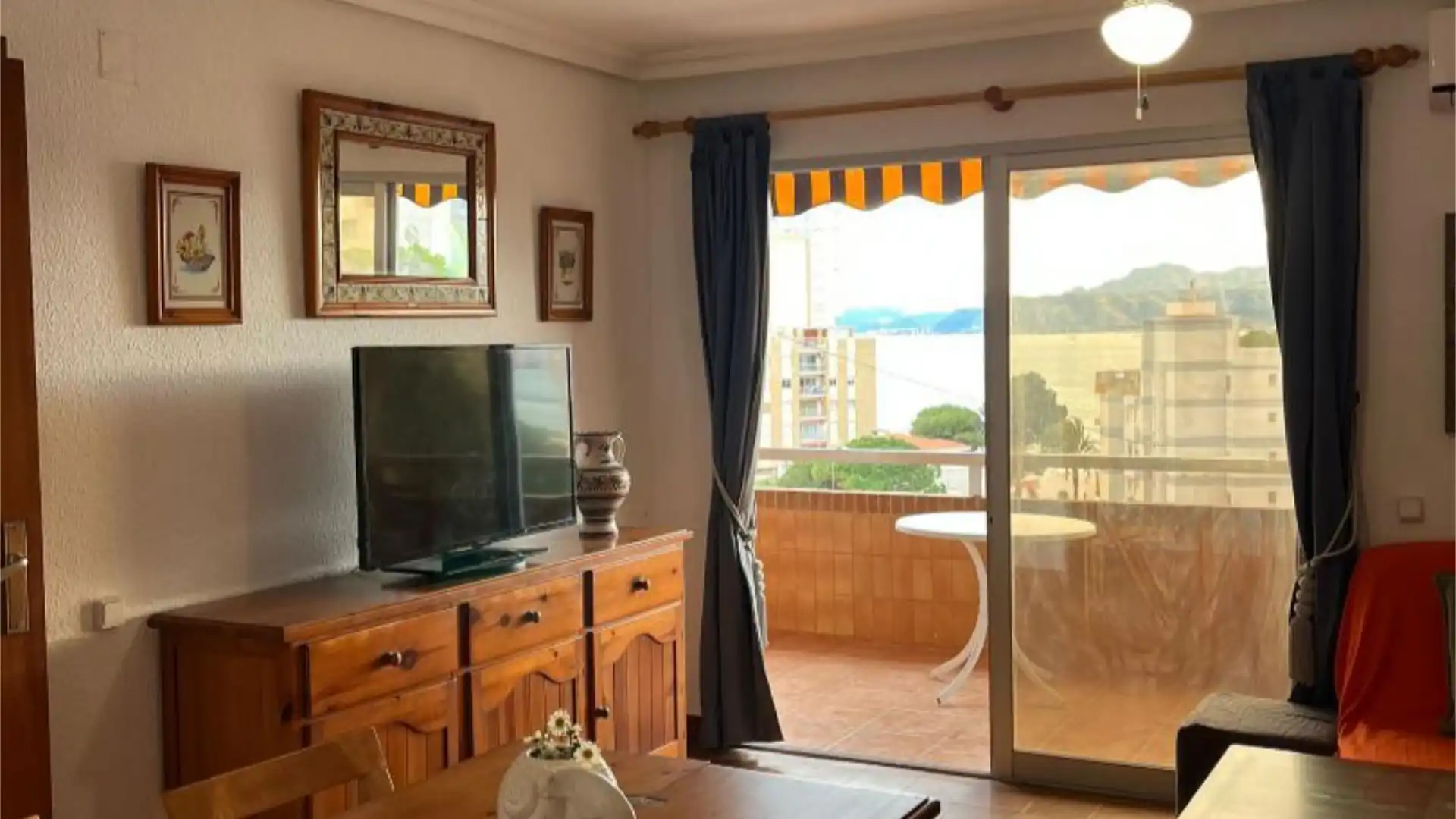 Piso en  Carrer Doctor Terradell 1 - Foto 2