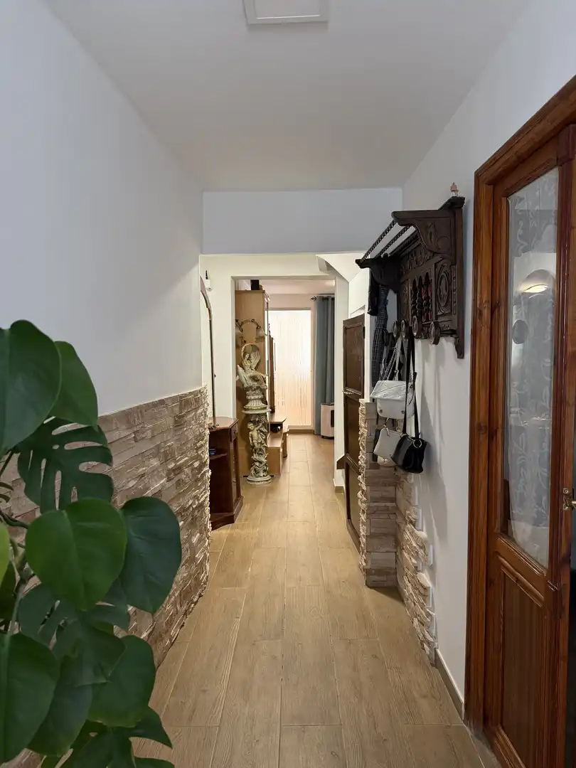 Casa adosada en  Calle Terreros 8 - Foto 4