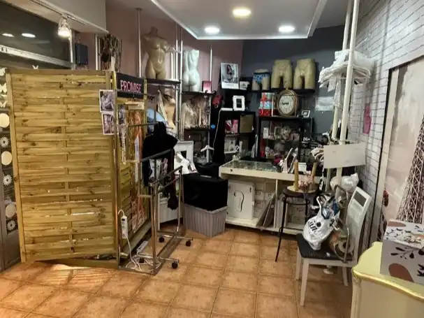 Local comercial en  Polígon Merinals 93 - Foto 6