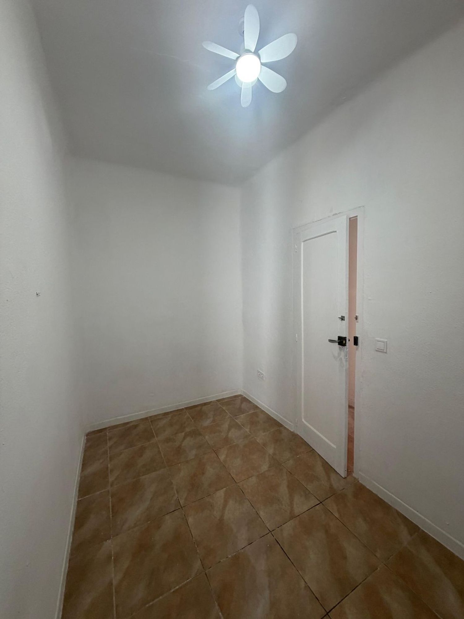 Piso en avenida Benito Perez Galdos, 19 - Foto 14