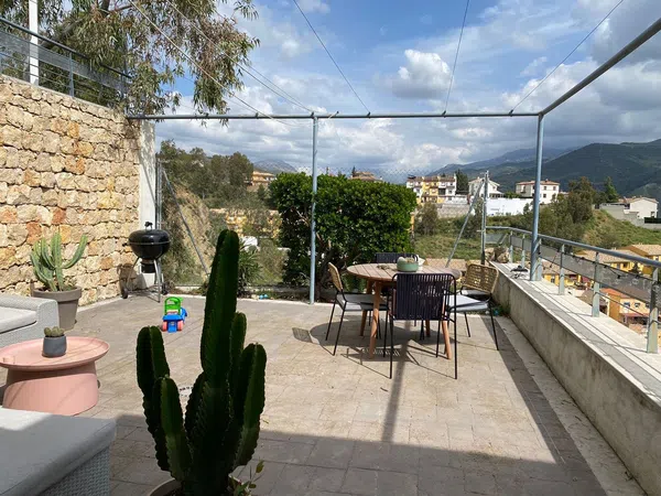 Chalet pareado en calle Garcia Lorca, 42