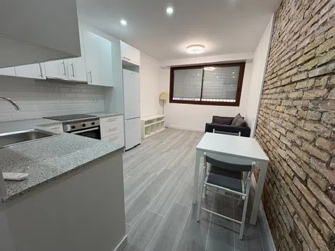 Estudio en Passatge Bigai, 2