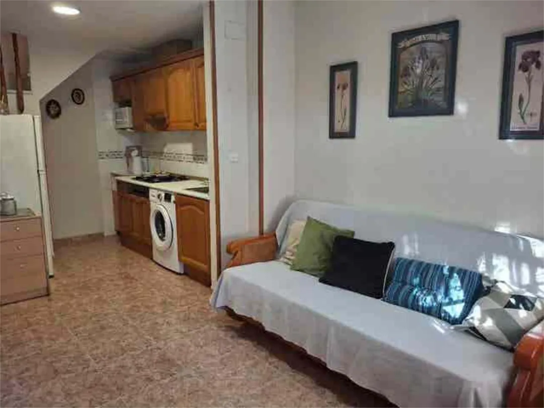 Casa adosada en zona del museo de la Mar - Foto 3