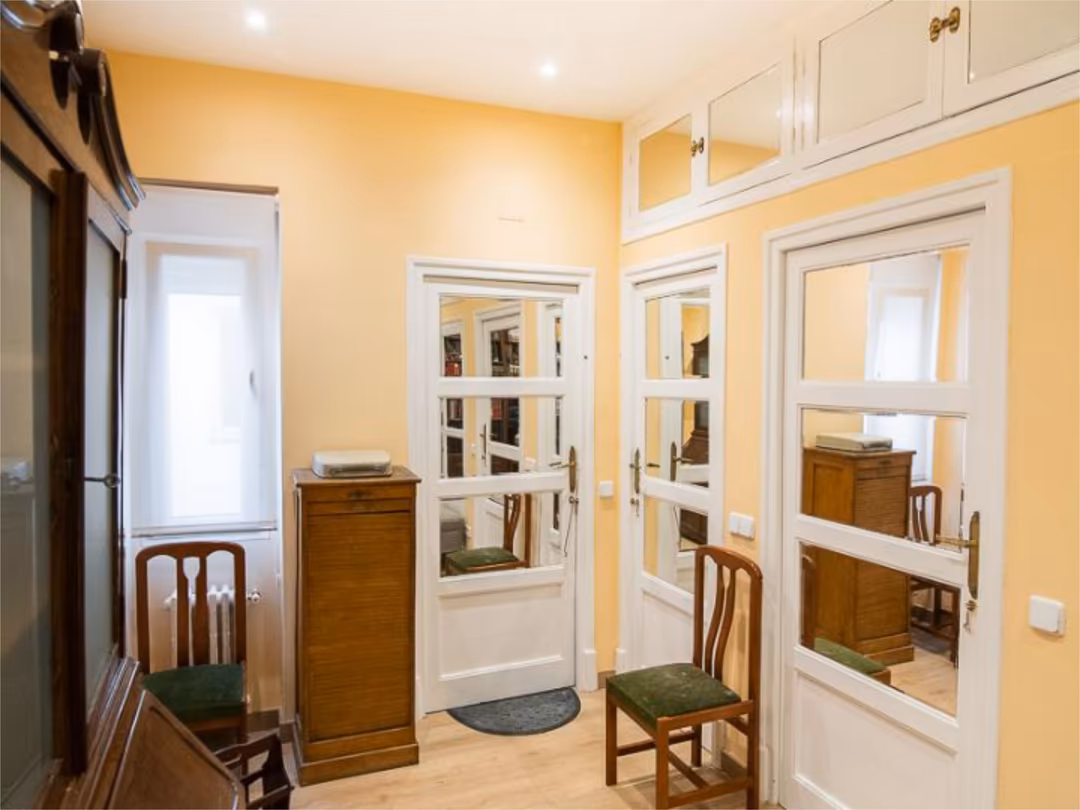 Piso en  Calle del General Álvarez de Castro 37 - Foto 7