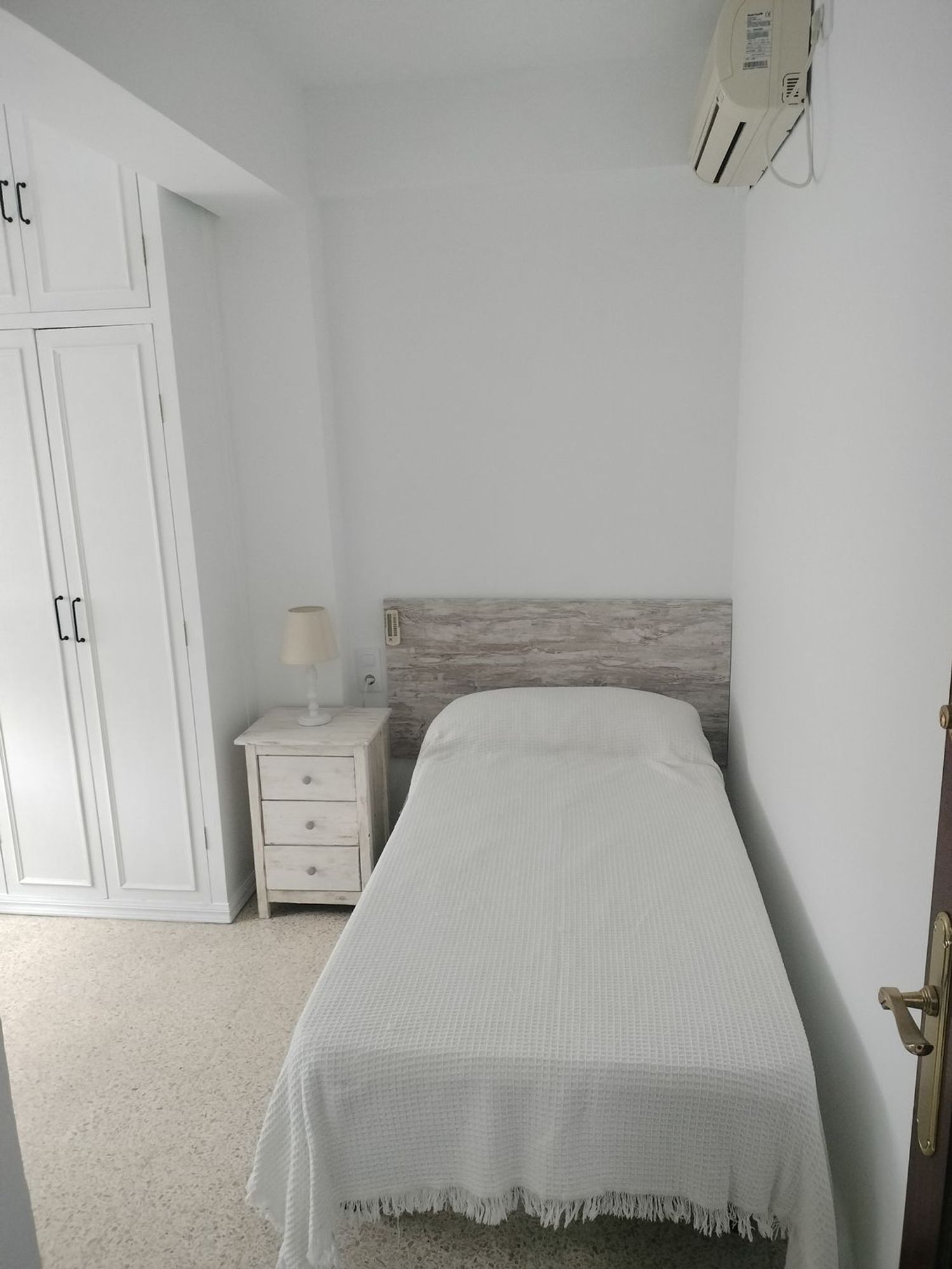 Piso en calle Abogado Enríquez Barrios, 3 - Foto 8