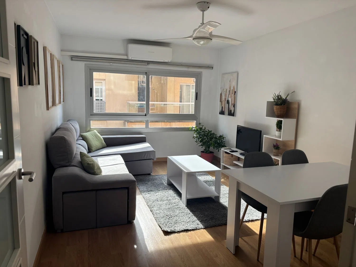 Piso en calle de Ticià, 4 - Foto 1